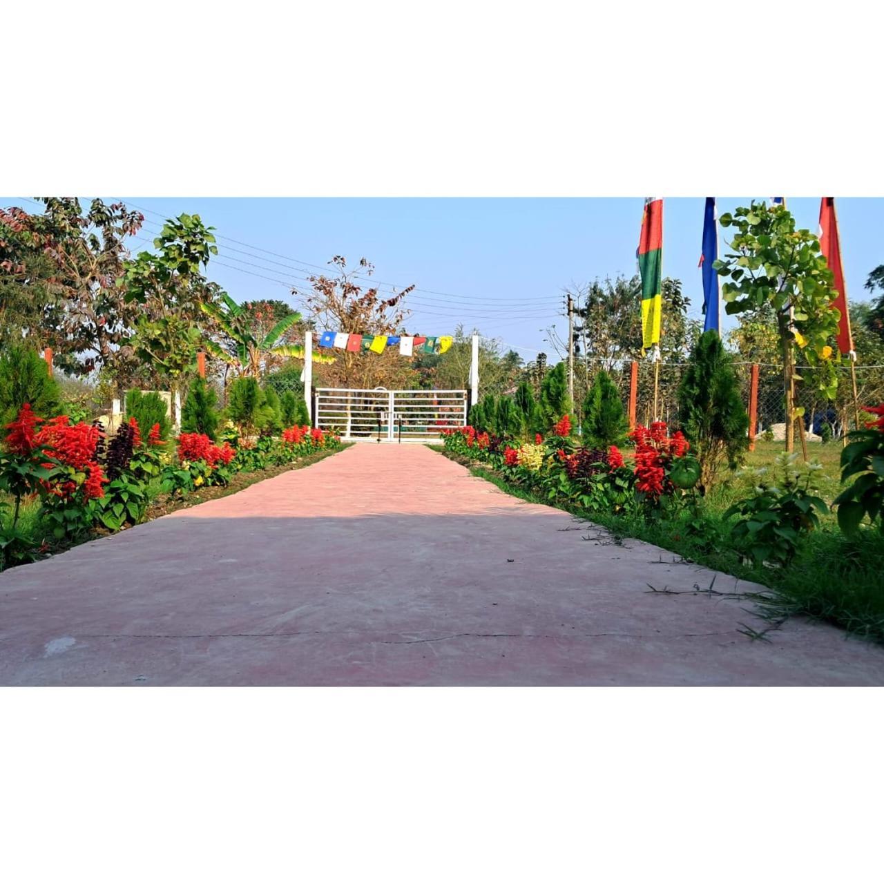 Krishna Farms And Village Resort Siliguri Εξωτερικό φωτογραφία